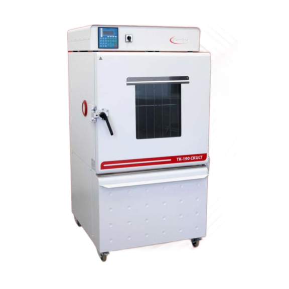 Ultra-low temperature climate chamber