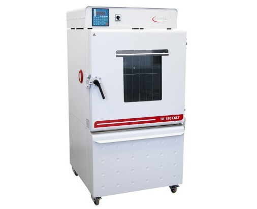 Low temperature laboratory incubator